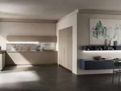 Cucina su misura Mia in Biomalta Argilla Dehli e Blu Moon di Scavolini